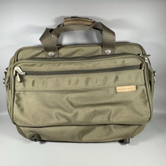 BRIGGS & RILEY Travelware Messenger Briefcase Shoulder Bag Green Nylon - Picture 1 of 8